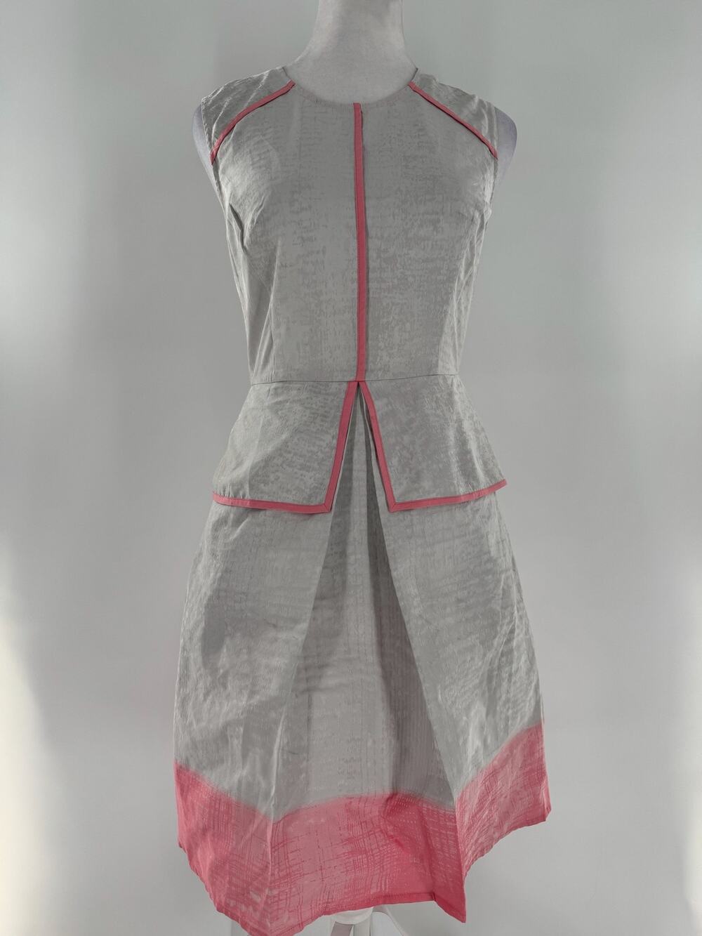 Sachin + Babi Size 0 Silver Pink Sleeveless Fit Flare Cocktail Party Dress